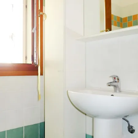 Solmare-8 By Interhome Rosapineta