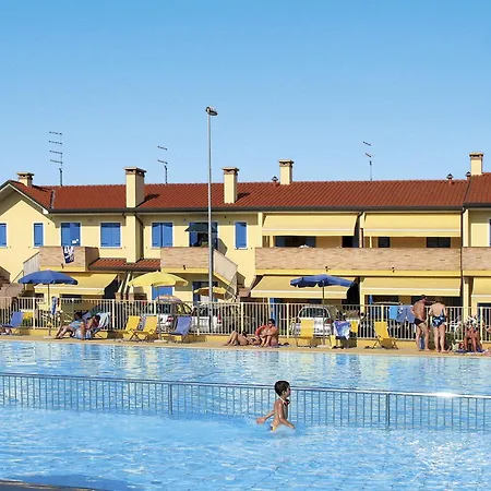 Solmare-8 By Interhome Rosapineta